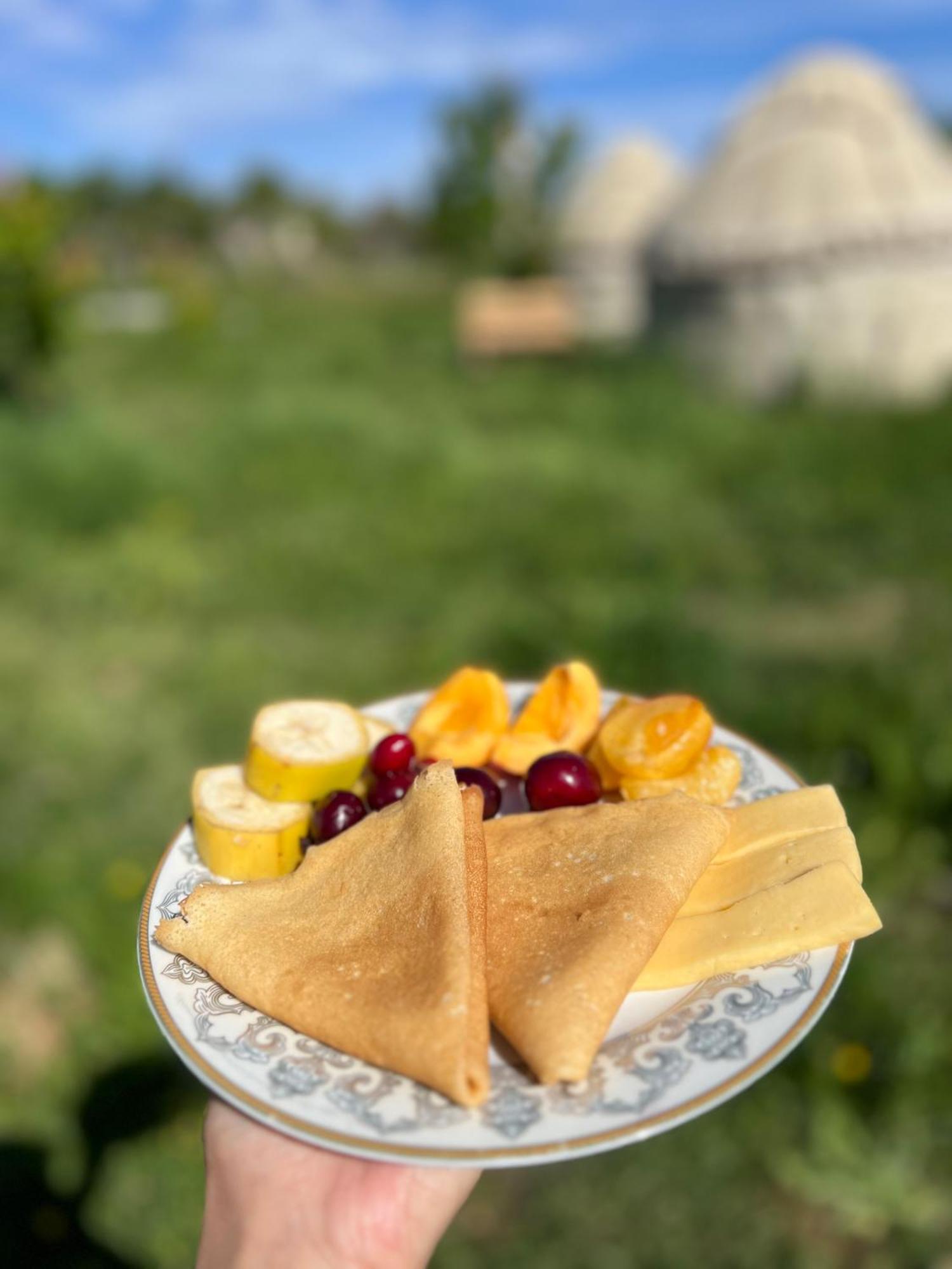Bosogo Yurt Camp Hotell Bokonbayevo Exteriör bild