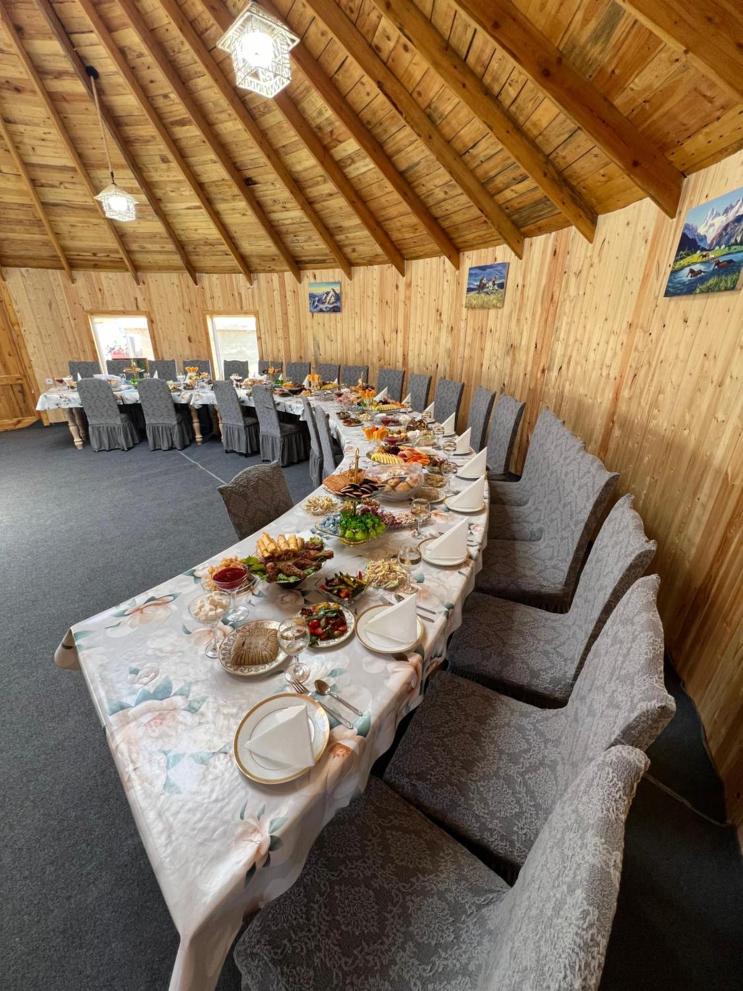 Bosogo Yurt Camp Hotell Bokonbayevo Exteriör bild