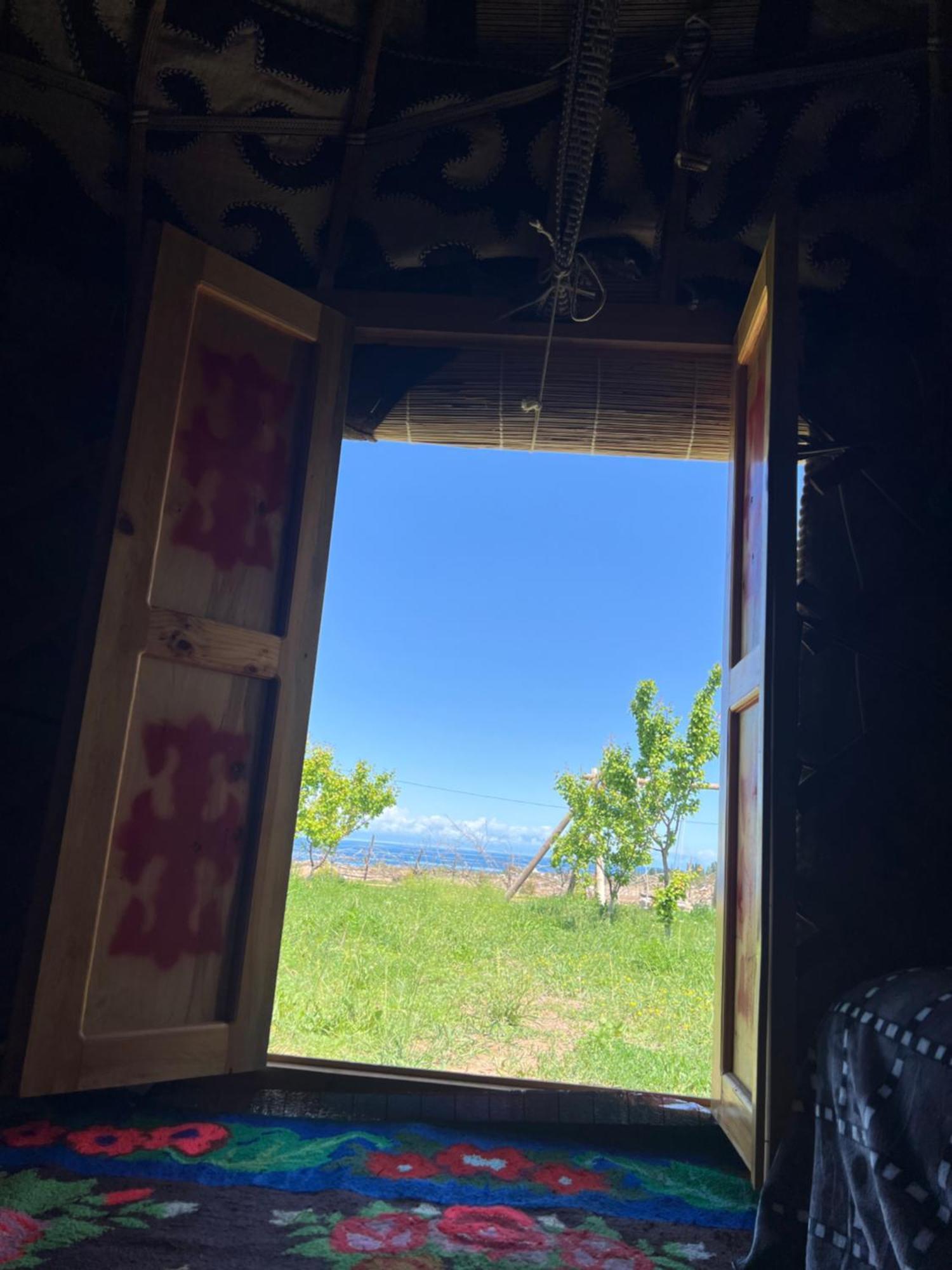 Bosogo Yurt Camp Hotell Bokonbayevo Exteriör bild