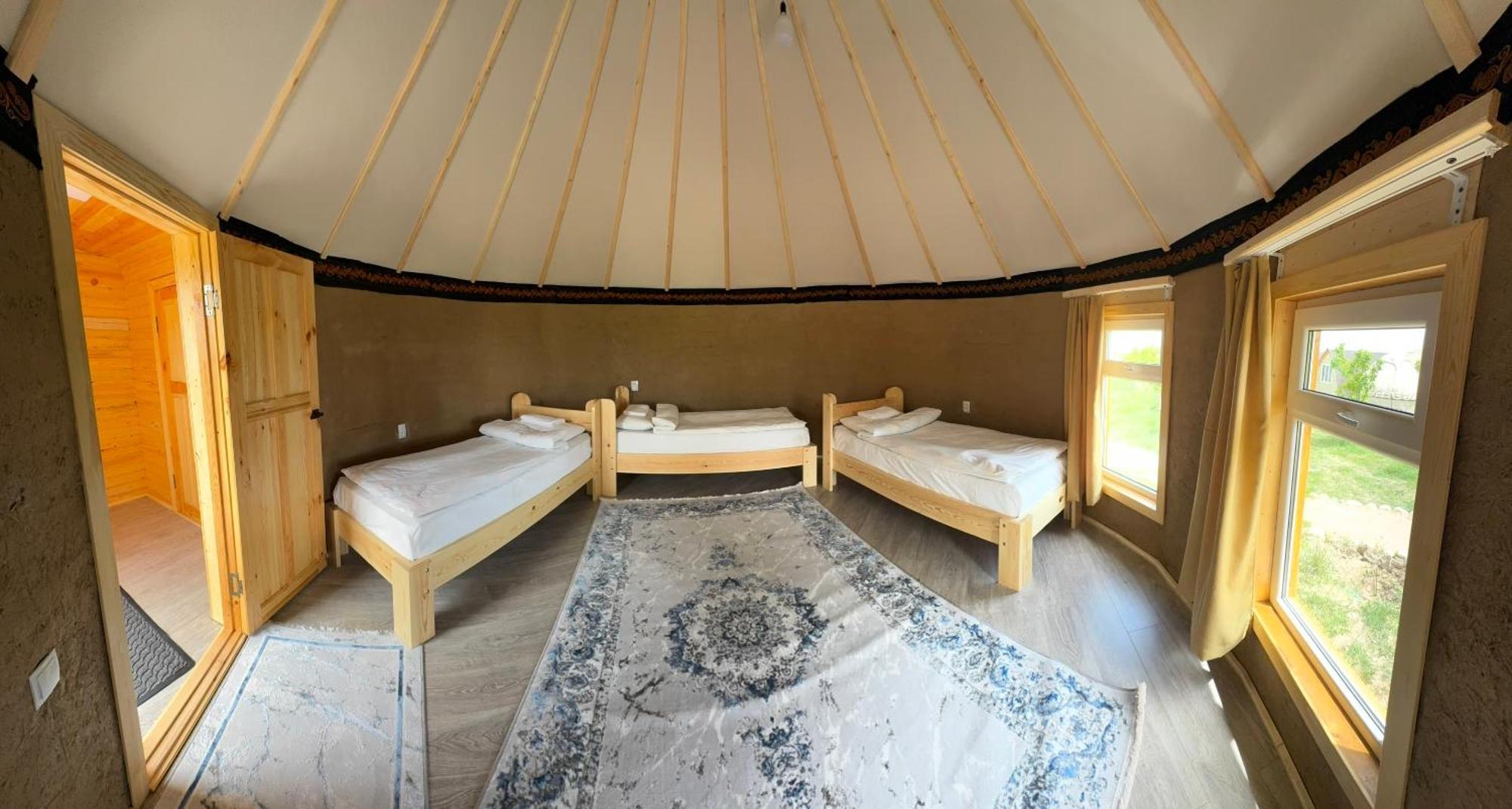 Bosogo Yurt Camp Hotell Bokonbayevo Exteriör bild